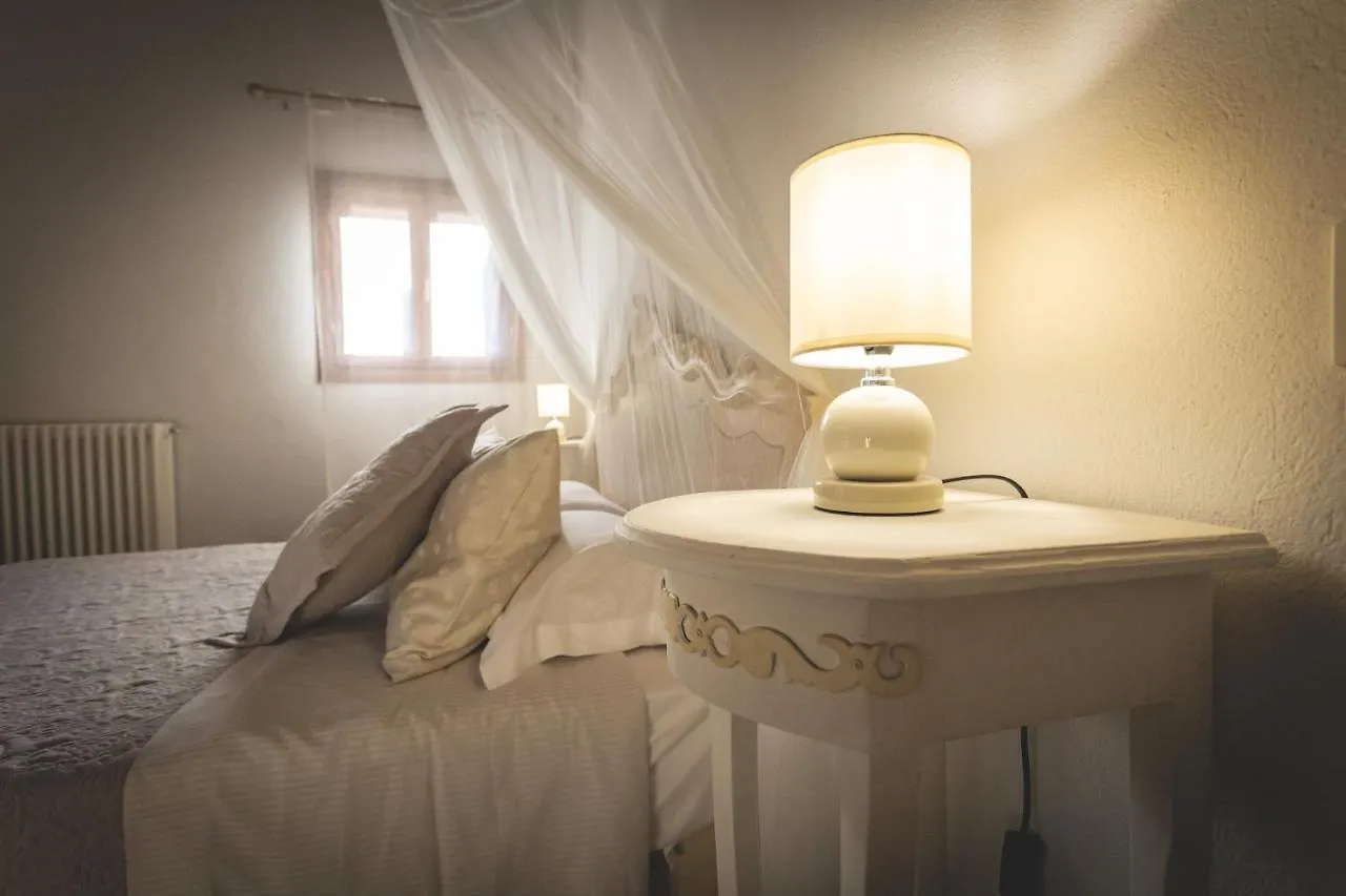 Bed and Breakfast Gatto Rosso Bolgheri Frühstückspension